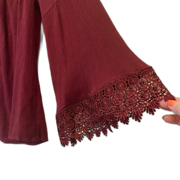 Boho Peasant Blouse M Sculptured Lace Bell Sleeves Burgundy Elastic Neckline - Picture 1 of 6